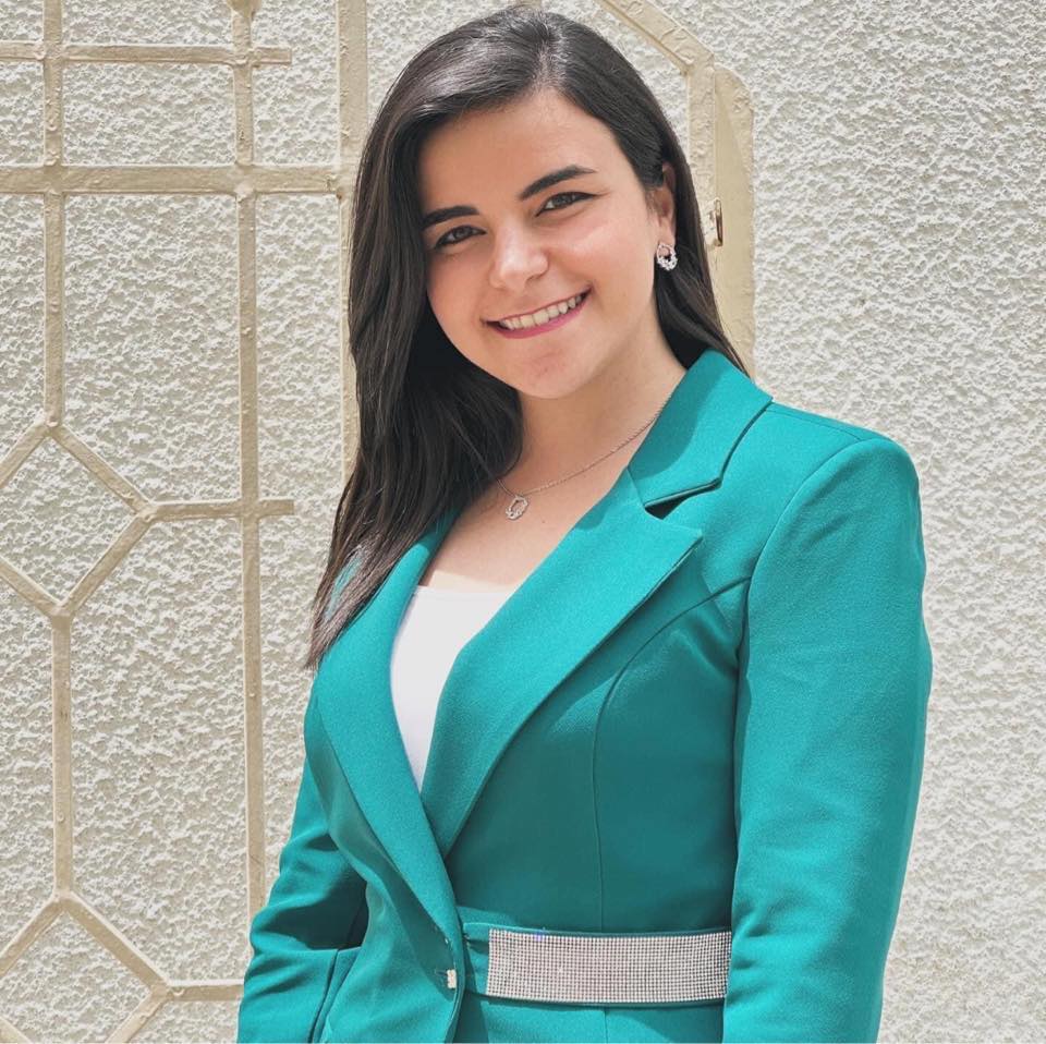مسؤول فئة الجامعية والعاملة