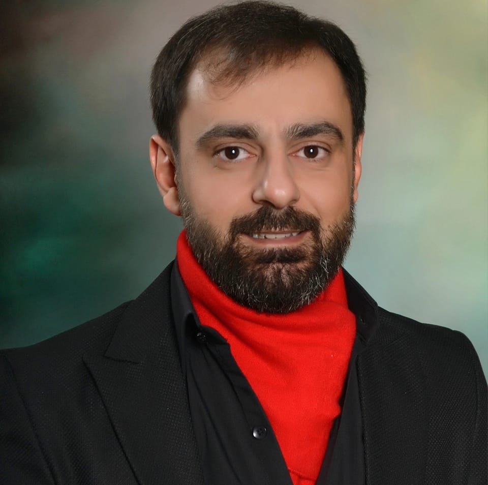 مسؤول فئة الجامعية والعاملة